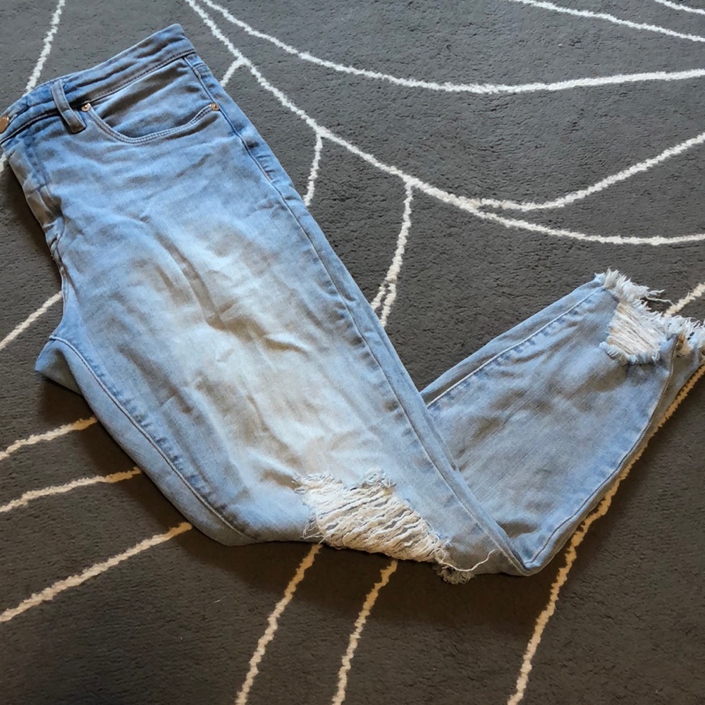 BlankNYC distressed light wash jeans
